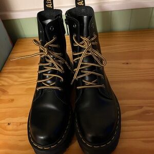 Doc Martens Black Leather Jadon Platform Boots, Womens size 8, UK 6 EUC